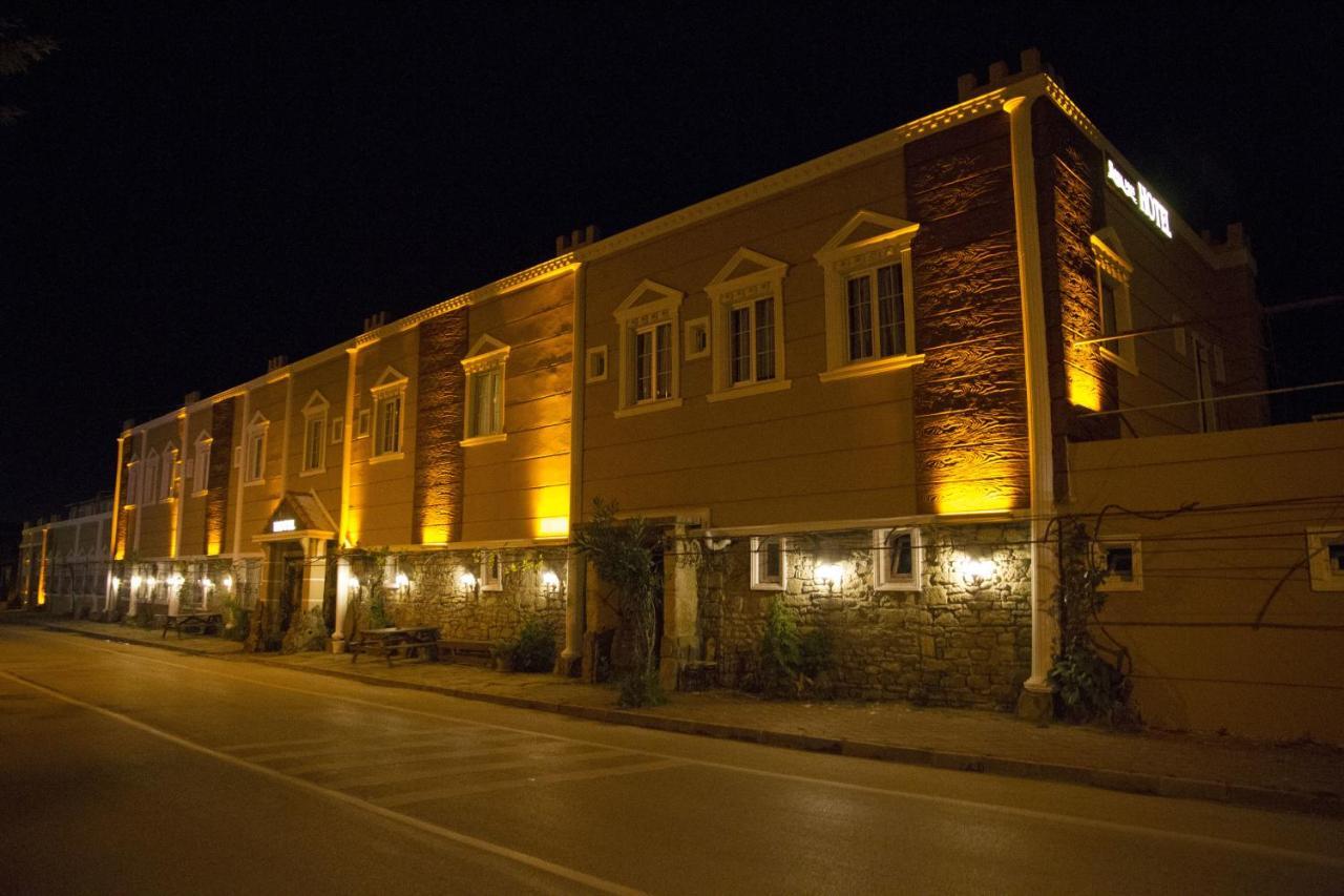 Aqua Boss Hotel Eceabat Exterior photo